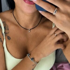 Kaklo vėrinys Nakties lašas| Juodas cirkonis su Swarovski kristalu