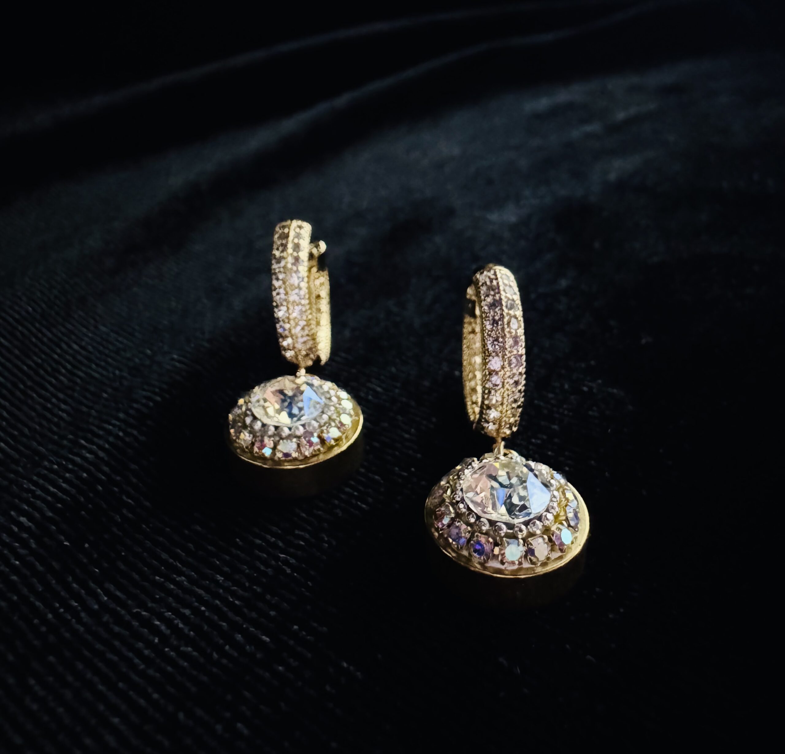 Auskarai|Amžinas žavesys